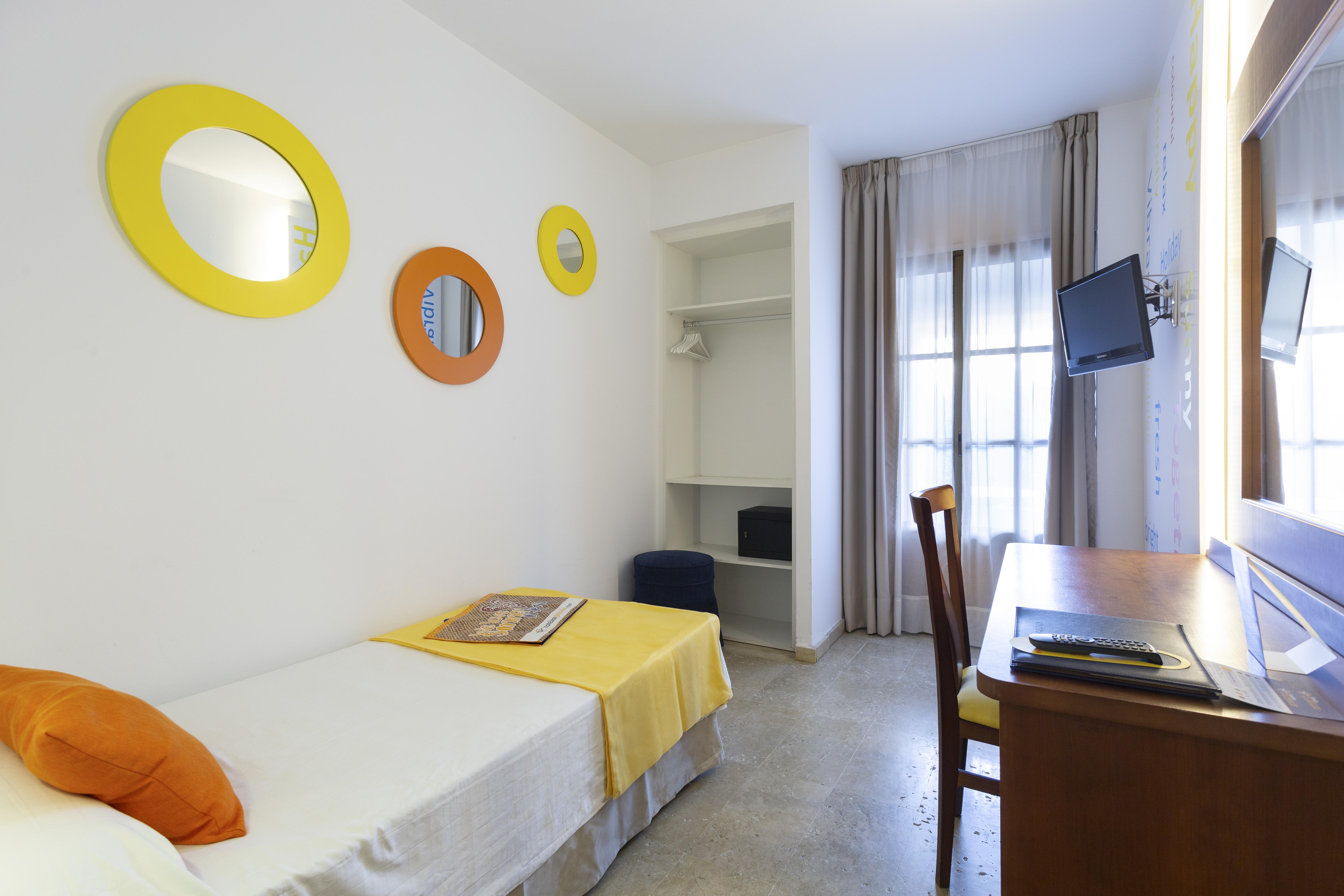 Globales Cortijo Blanco Hotel 3*