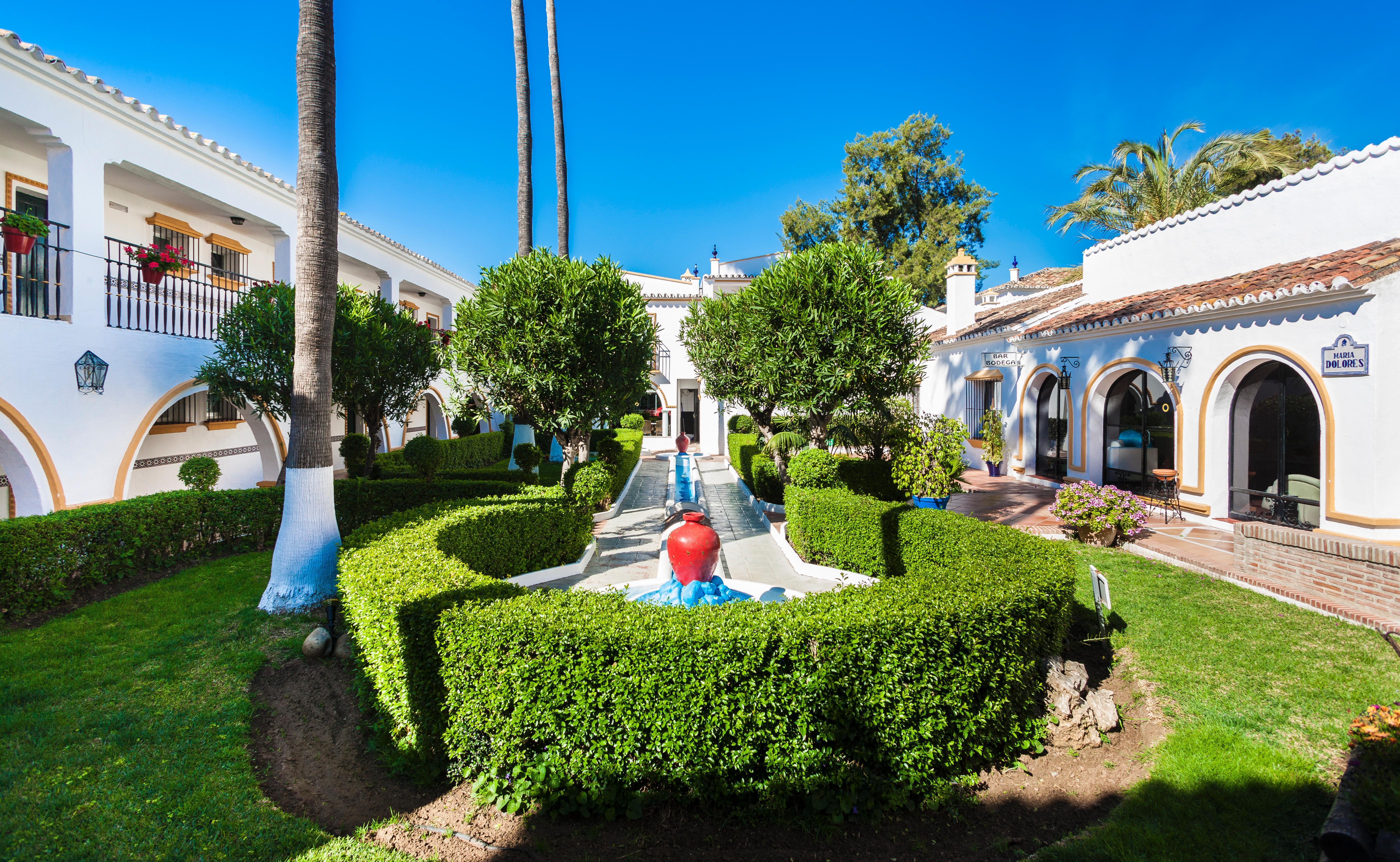 Hotel Globales Cortijo Blanco 3*