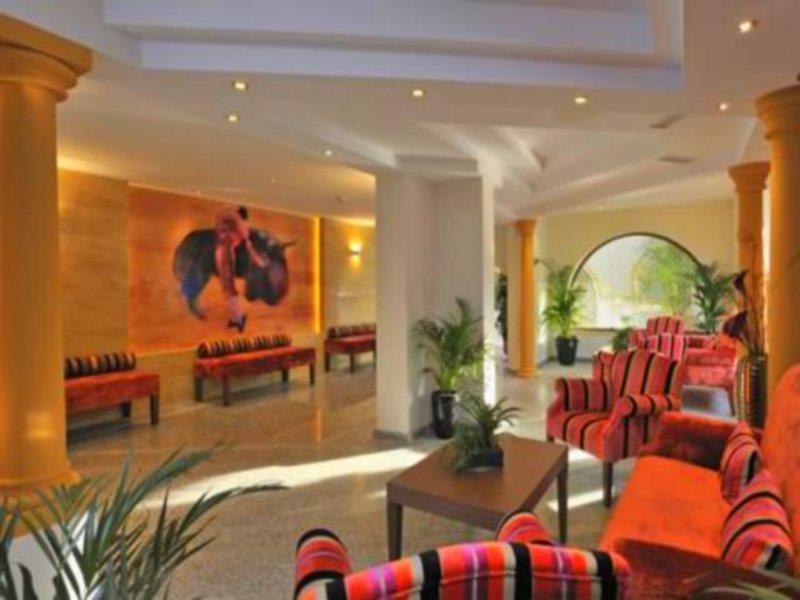Globales Cortijo Blanco Hotel
