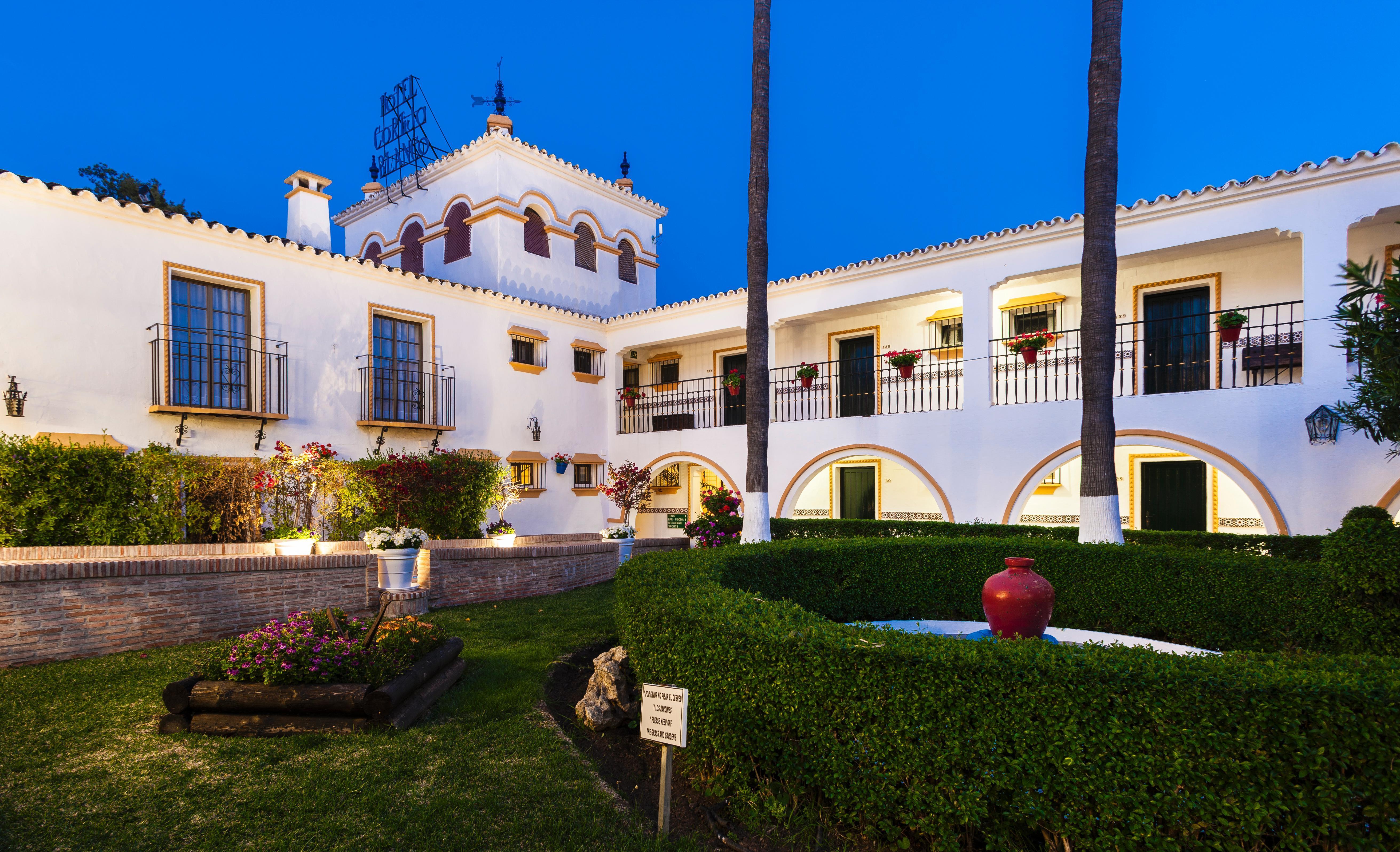 Hotel Globales Cortijo Blanco Marbella