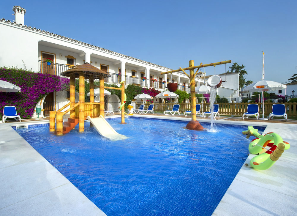 Hotel Globales Cortijo Blanco 3*